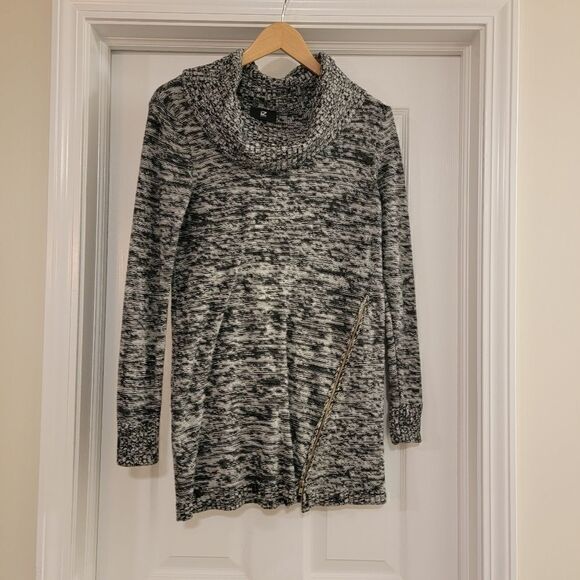 IZ Byer Sweater Dress Diagonal zipper size medium - Picture 1 of 5